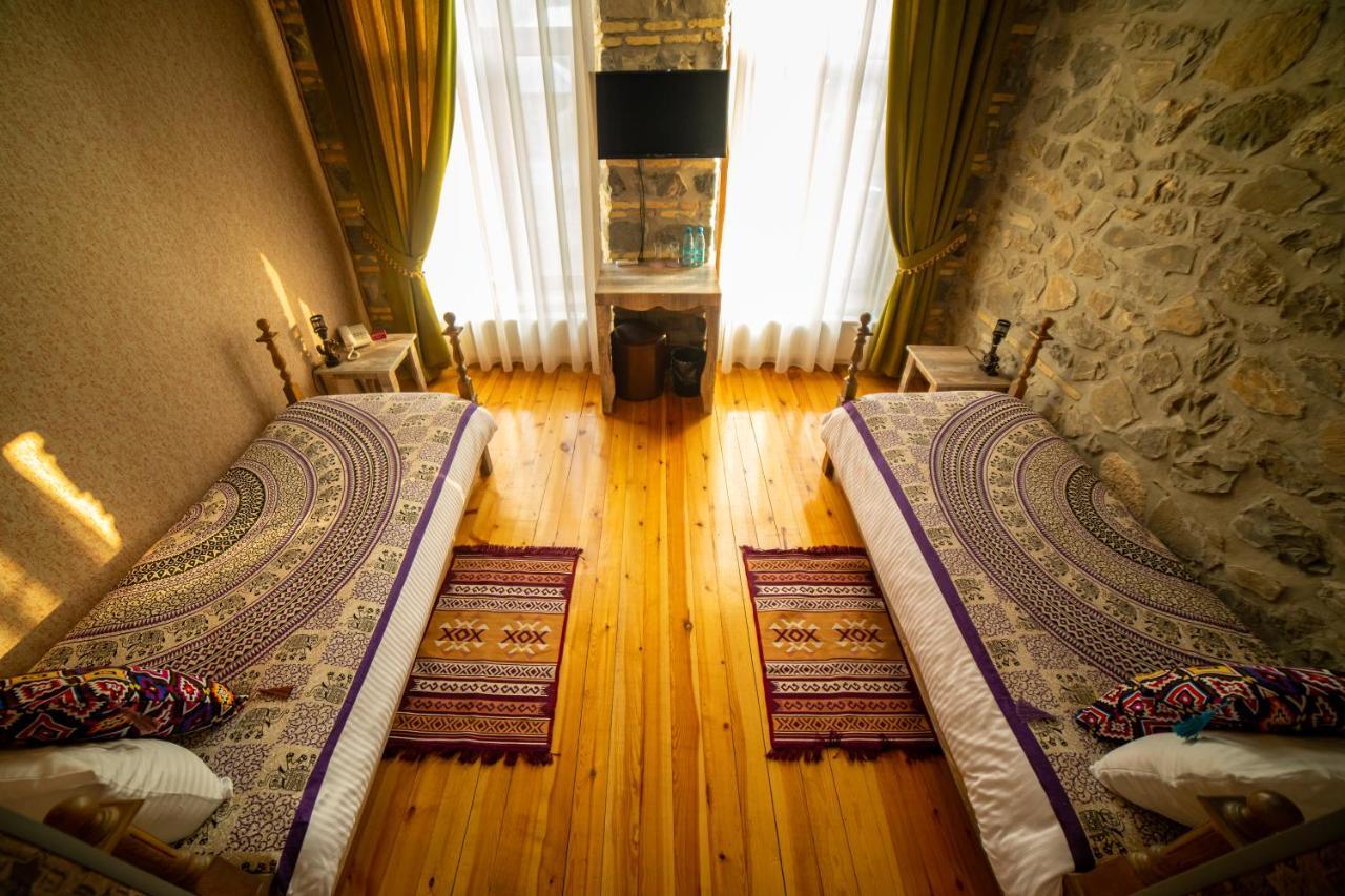 Old Town Sheki Hotell Exteriör bild